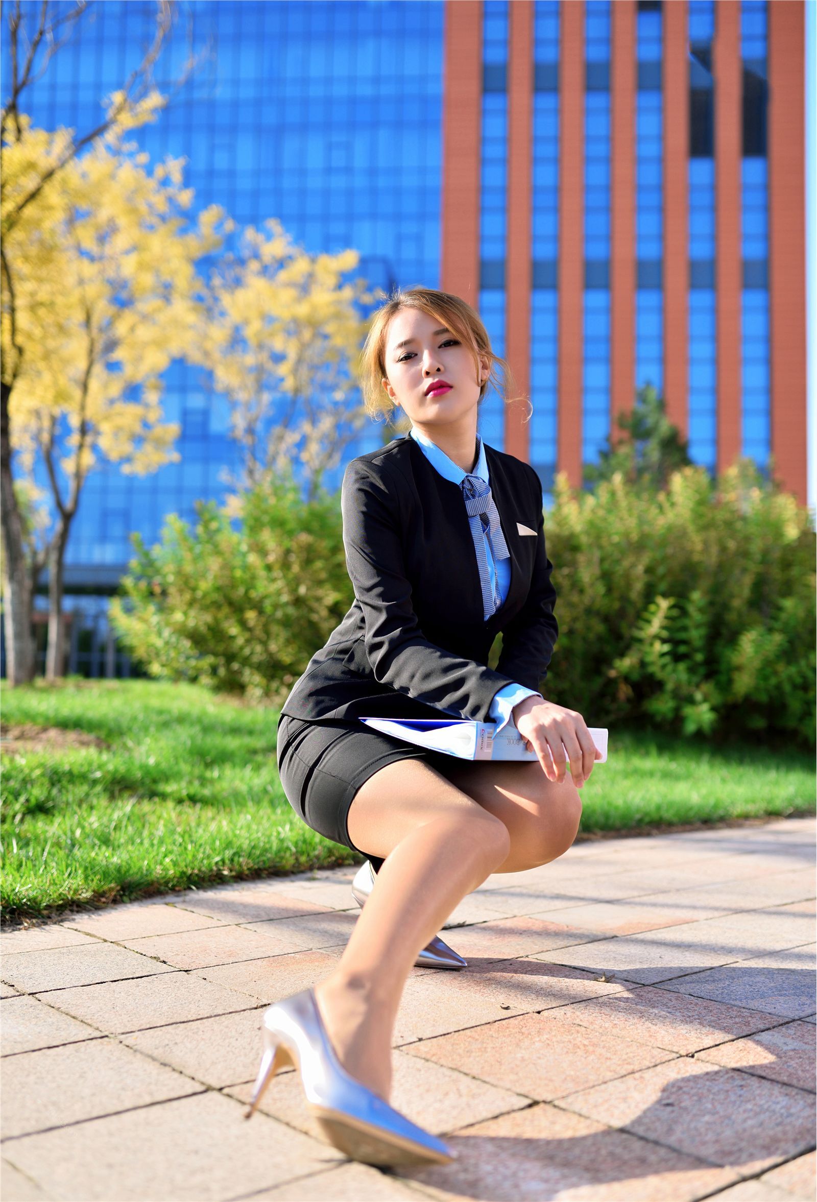 [DDY Pantyhose] NO.011期《秘書OL》出鏡 - 若兮